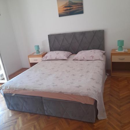 Dubravka Apartment Dinjiska Luaran gambar