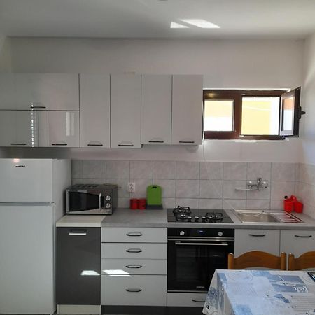 Dubravka Apartment Dinjiska Luaran gambar
