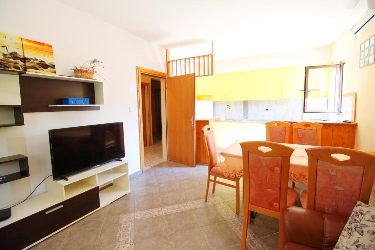 Dubravka Apartment Dinjiska Luaran gambar