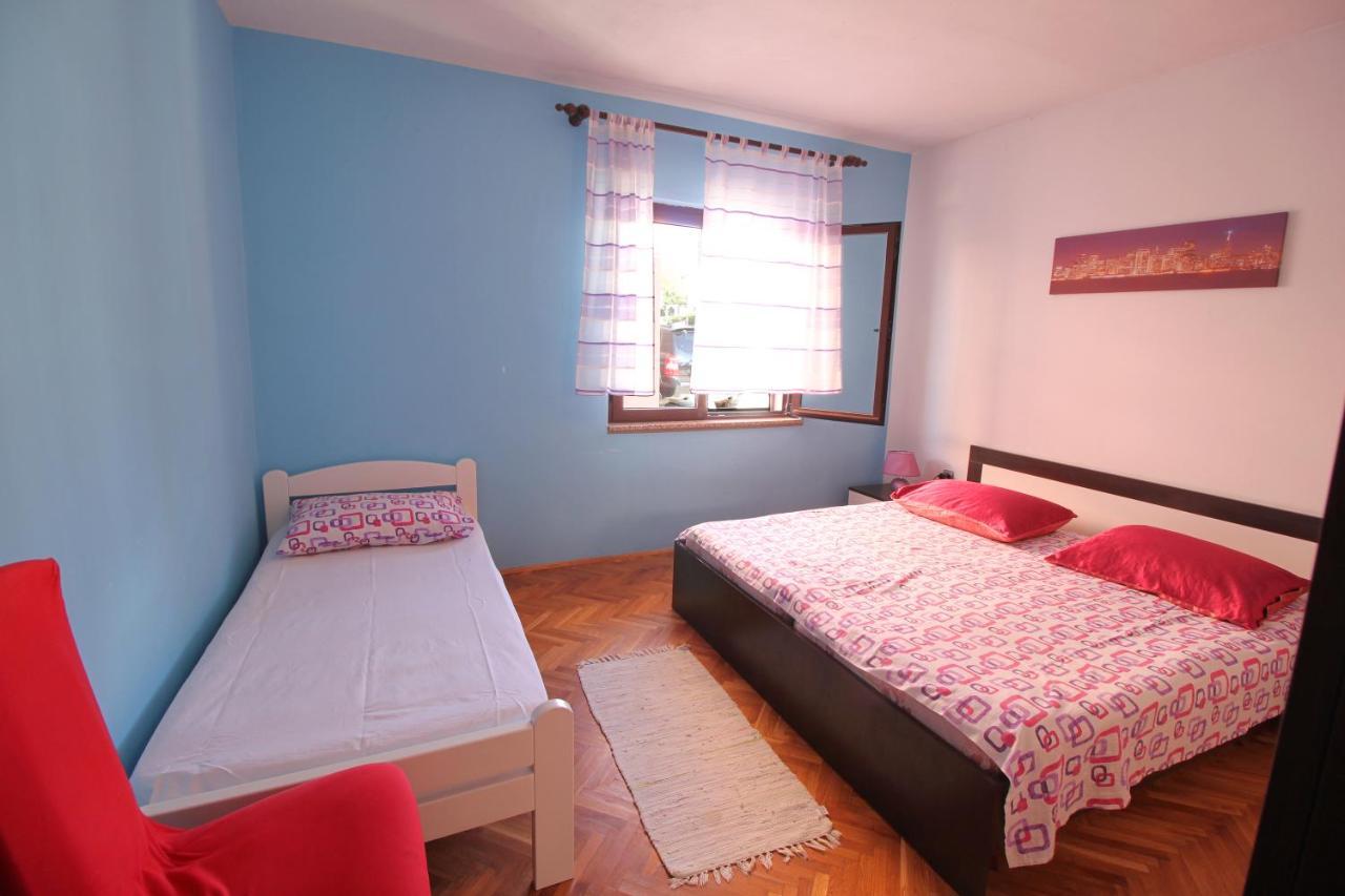 Dubravka Apartment Dinjiska Luaran gambar