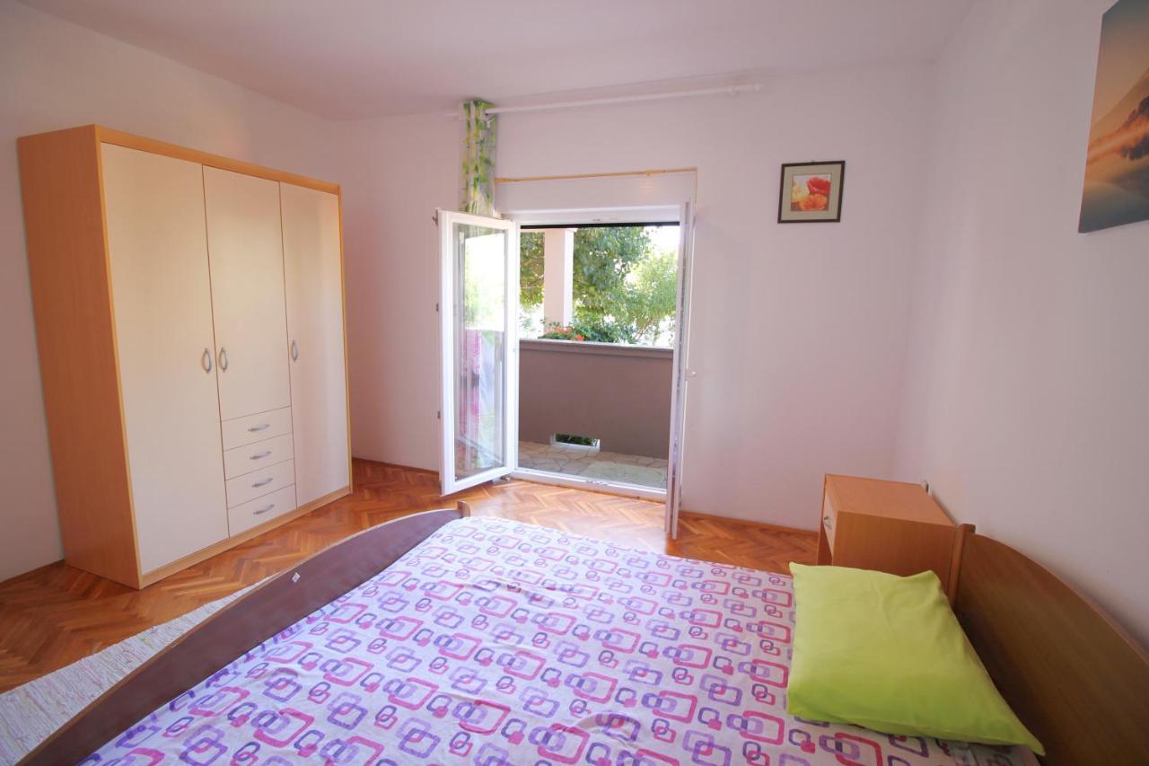 Dubravka Apartment Dinjiska Luaran gambar