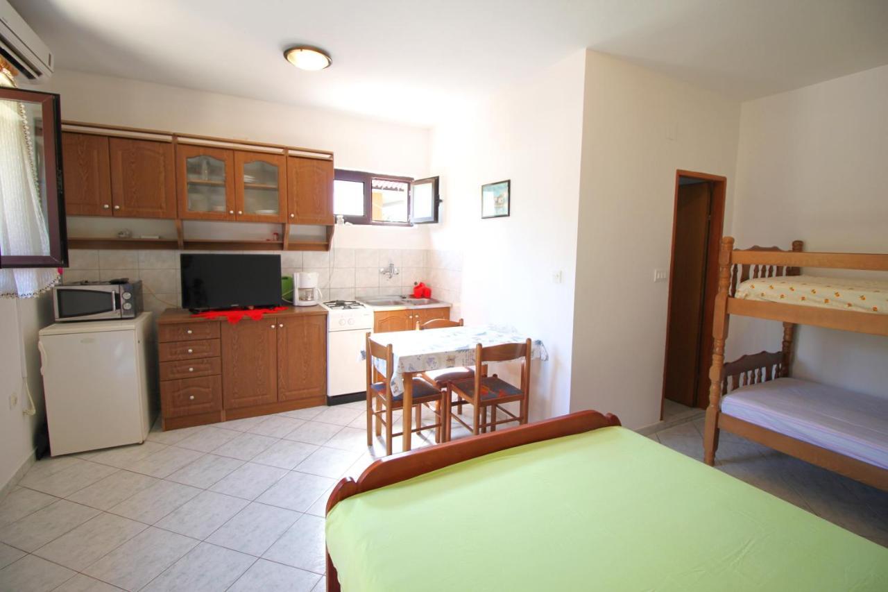 Dubravka Apartment Dinjiska Luaran gambar